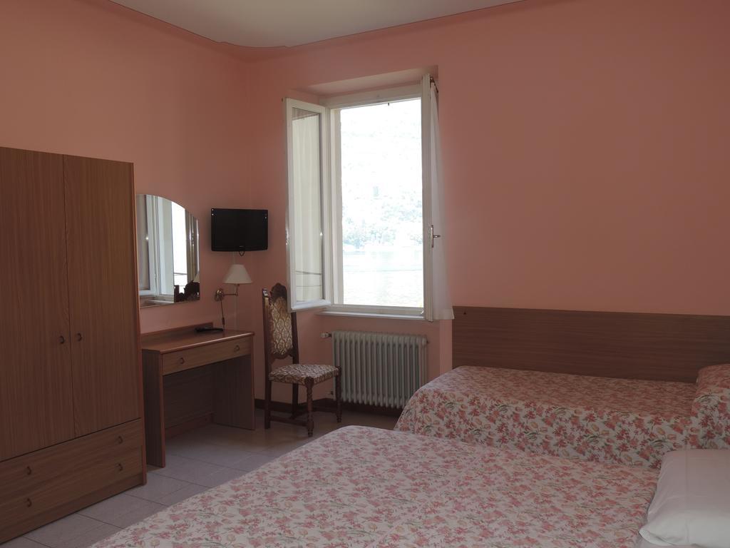 Hotel Vapore Торно Екстериор снимка